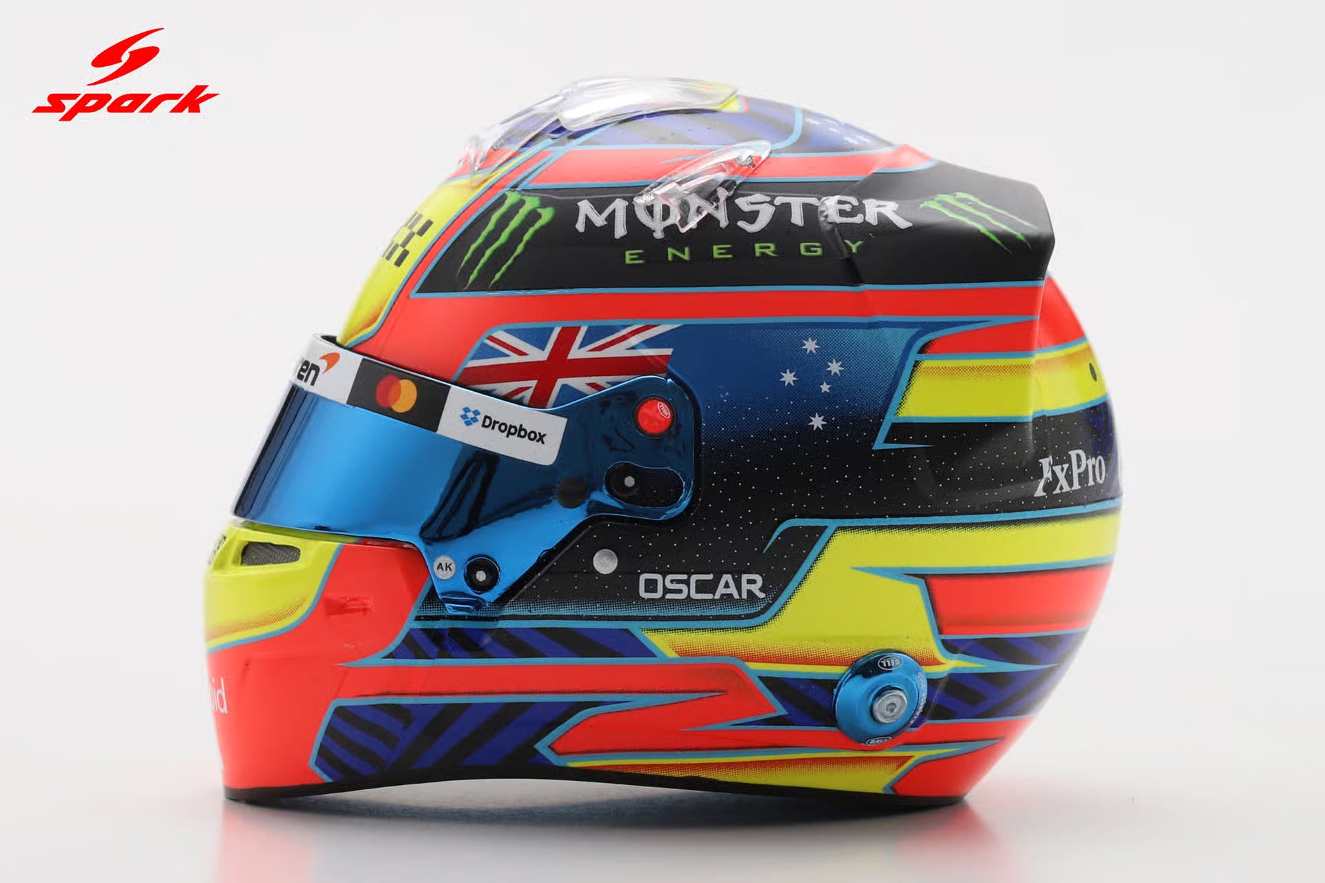 Pre-Order - McLaren Mastercard F1 Team - Oscar Piastri - 2026 1:5