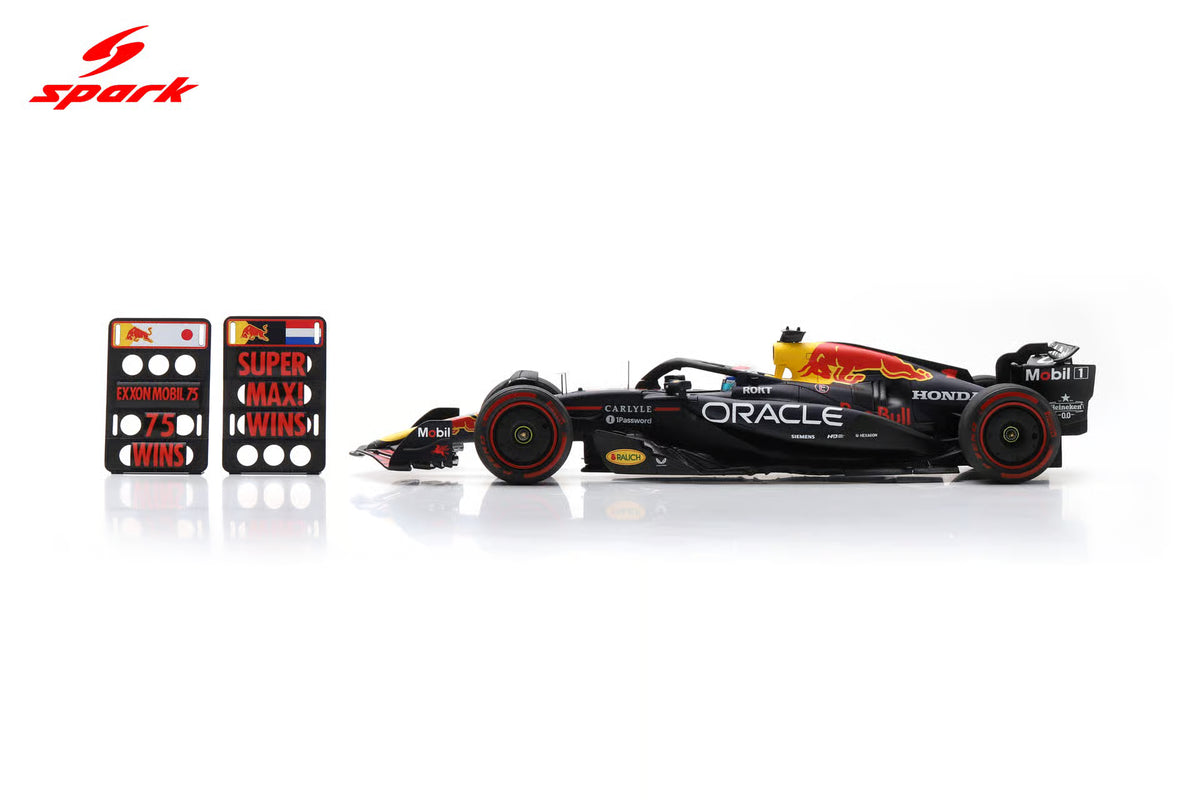 Pre-Order Red Bull Racing RB21 No.1 Oracle Red Bull Racing Winner US GP 2025 Max Verstappen 1:18