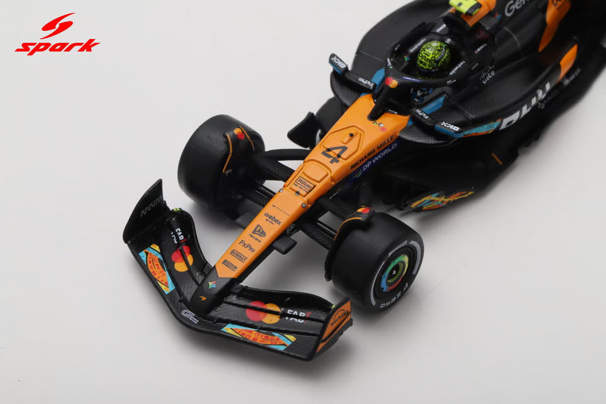 McLaren MCL39 No.4 3rd Abu Dhabi GP 2025 Lando Norris F1 Drivers' World Champion 2025 with pit board