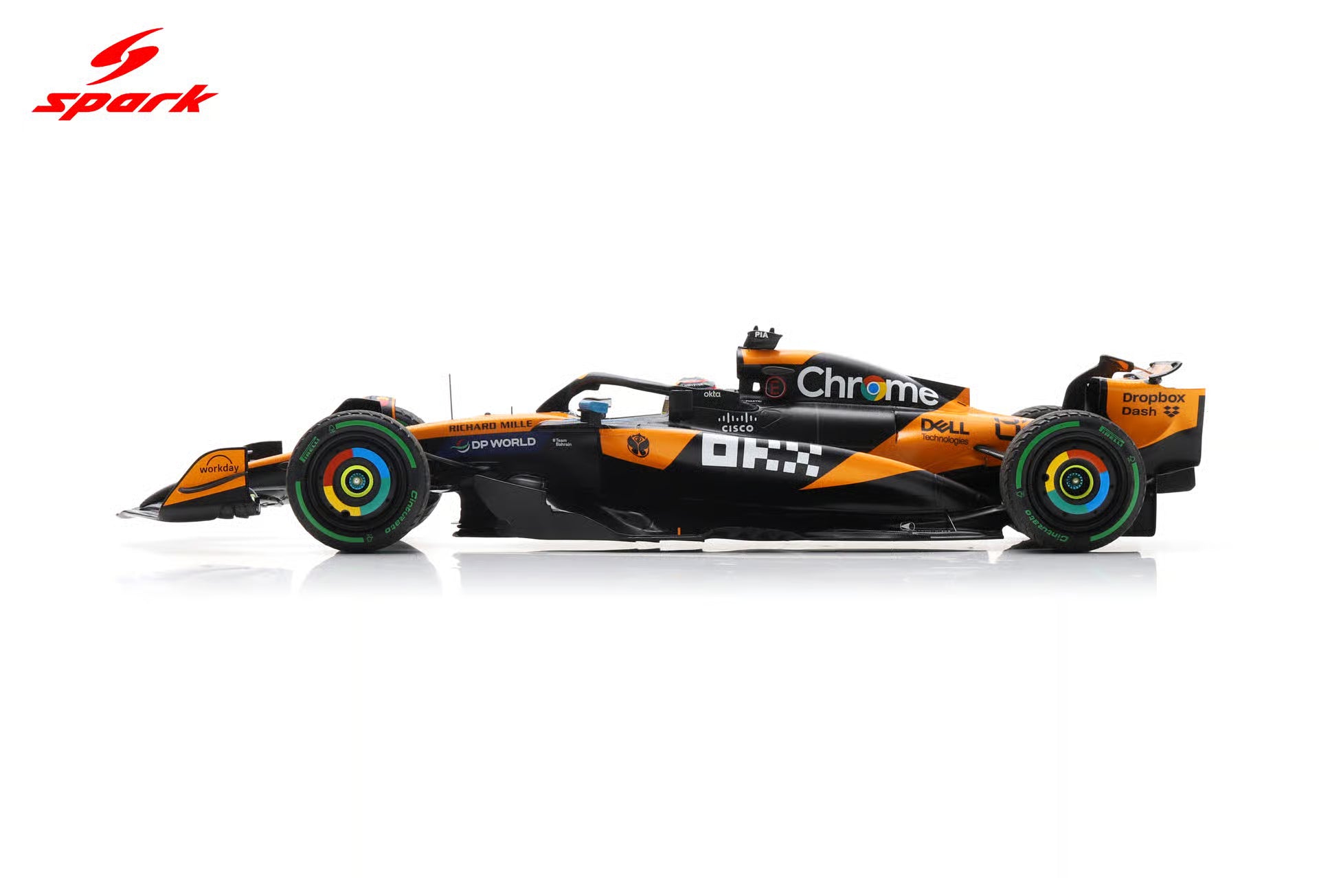 Pre-Order McLaren MCL39 No.81 McLaren Formula 1 Team Winner Belgian GP 2025 Oscar Piastri 1:18