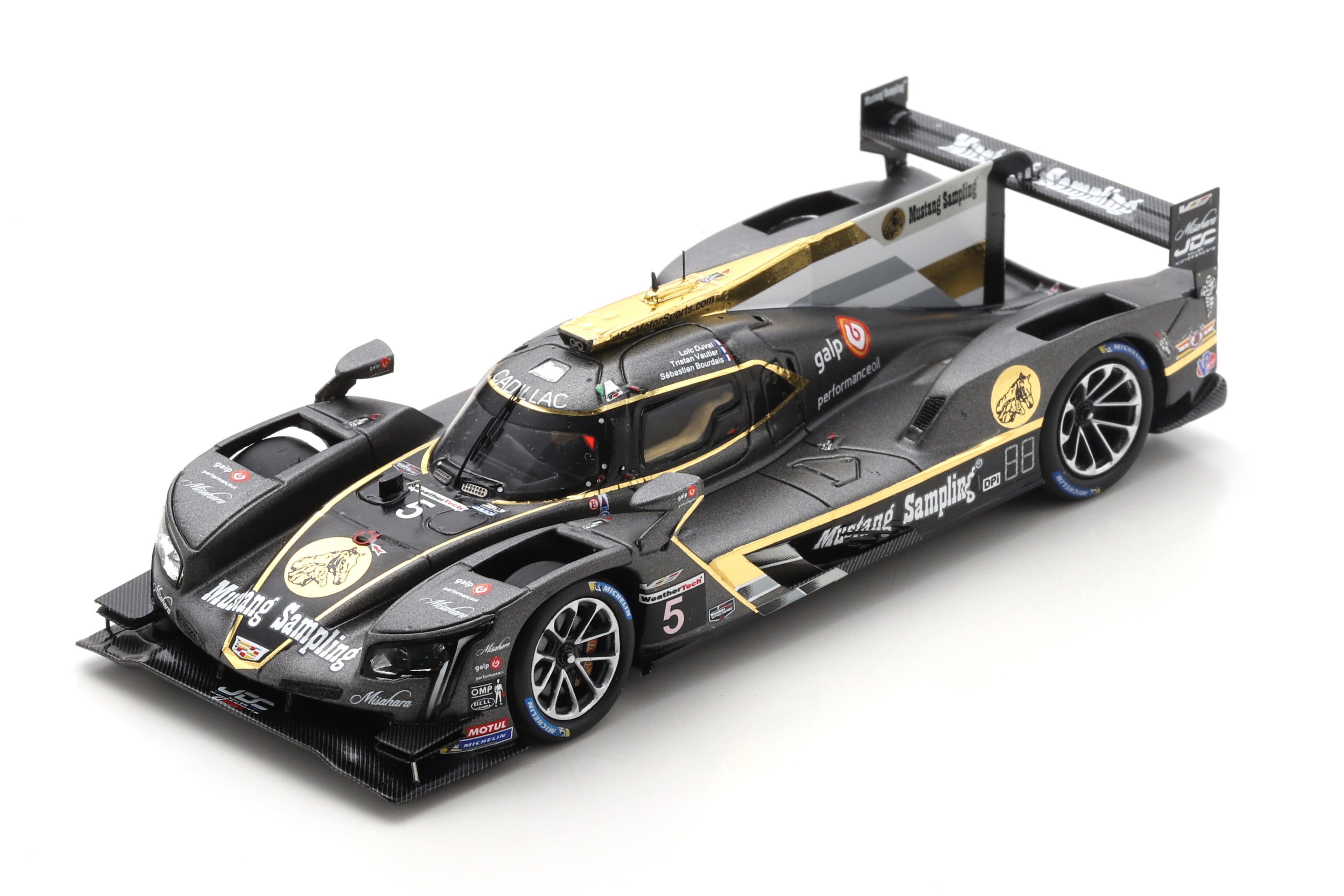 Cadillac DPi-V.R No.5 – Rolex 24 Daytona | Pipo Derani / Tristan Vautier / Richard Westbrook 1:43