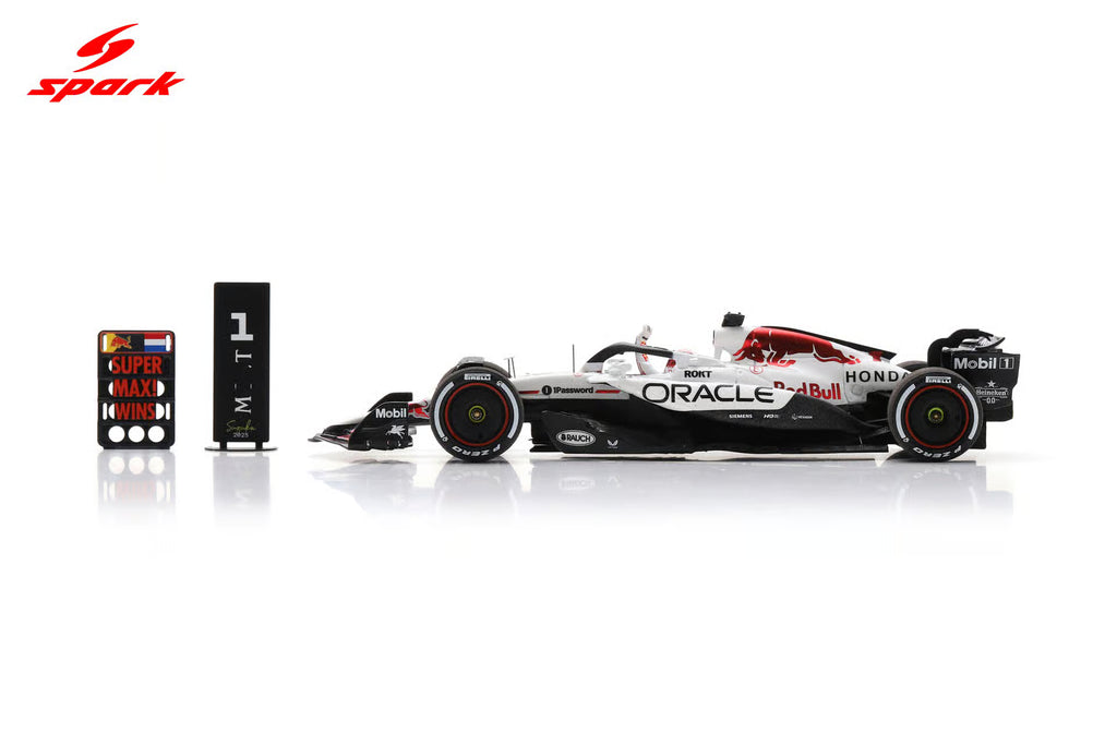 Pre-Order - Red Bull Racing RB21 No.1 – Formula 1 2025 | Max Verstappen 1:43