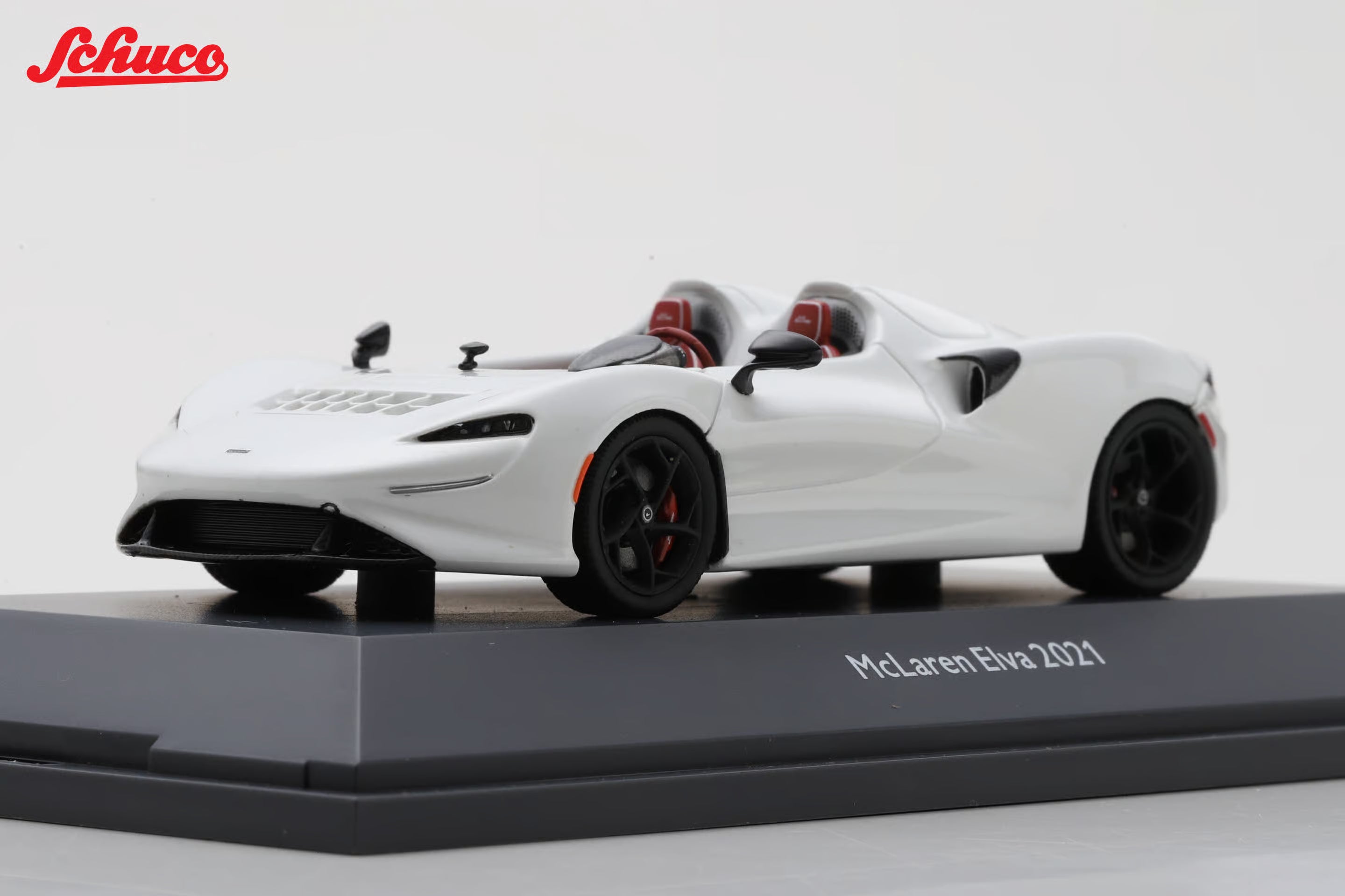 McLaren Elva - White 1:43