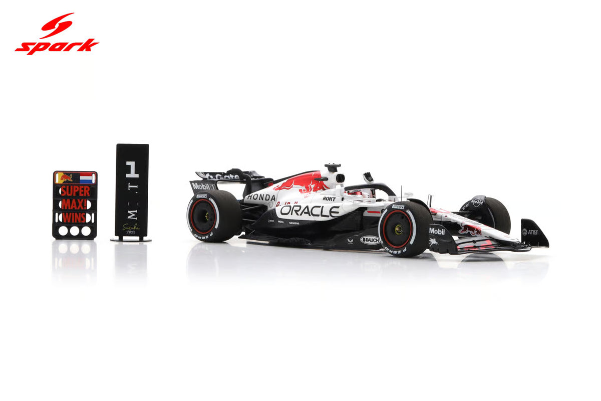 Pre-Order - Red Bull Racing RB21 No.1 – Formula 1 2025 | Max Verstappen 1:43