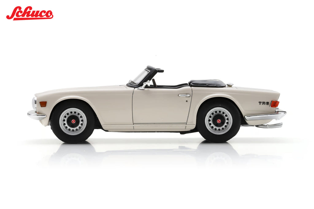 Triumph TR6 with opened softtop 1:43