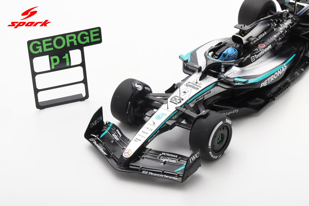 Pre-Order Mercedes W16 No.63 Mercedes-AMG PETRONAS Formula One Team Winner Canadian GP 2025 George Russell With pit board 1:18