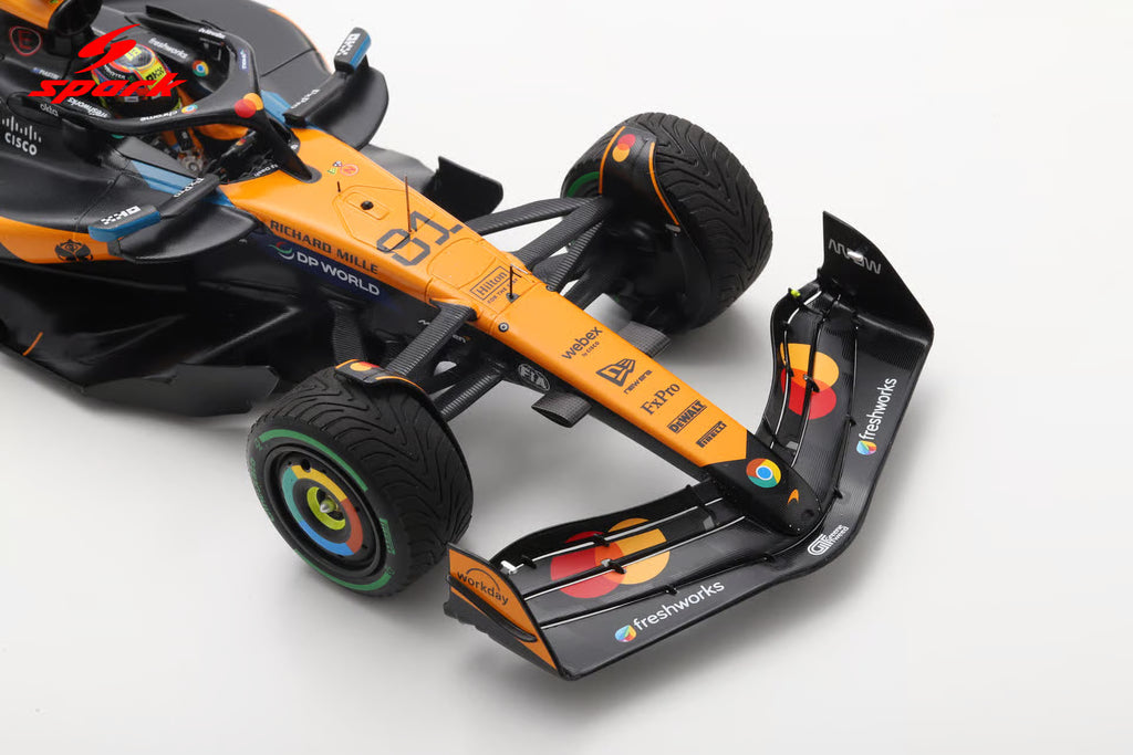 Pre-Order McLaren MCL39 No.81 McLaren Formula 1 Team Winner Belgian GP 2025 Oscar Piastri 1:18