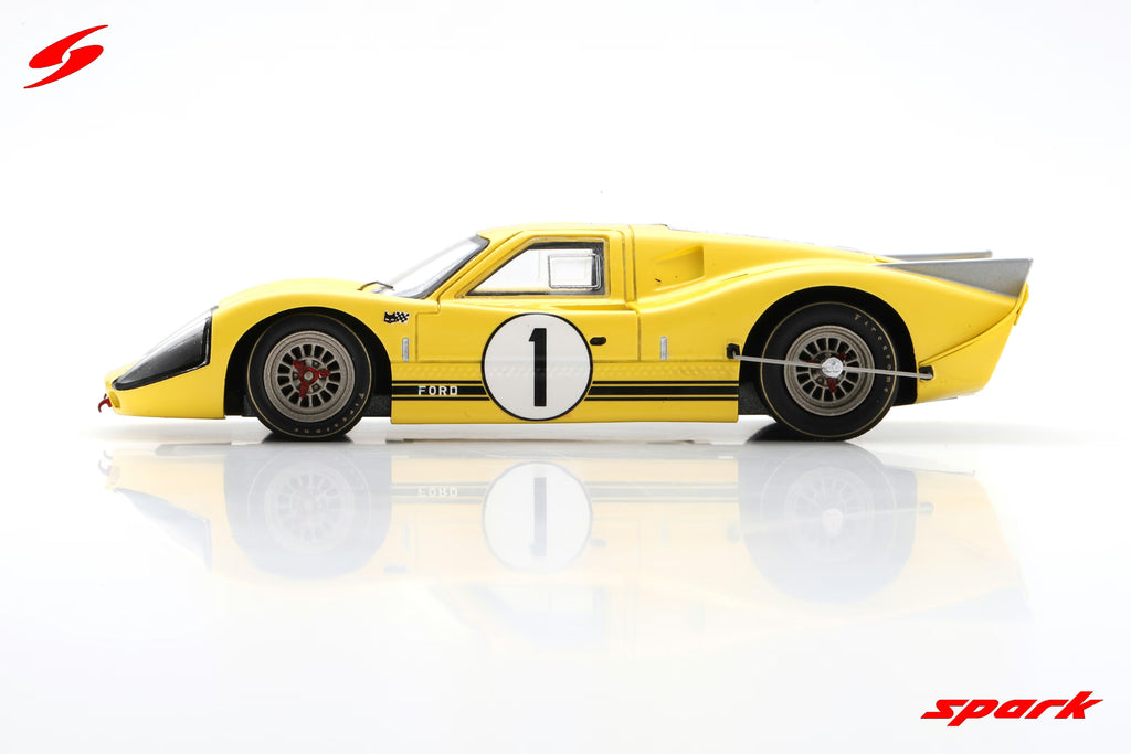 Ford MK4 n°1 Test Day April 1967 Bruce McLaren 1:43