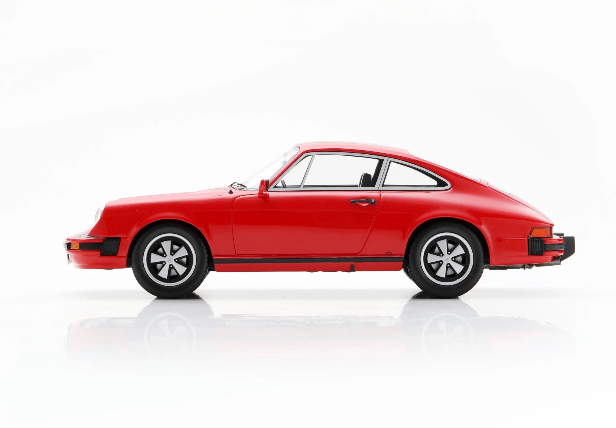 Porsche 911 Coupé red 1:18