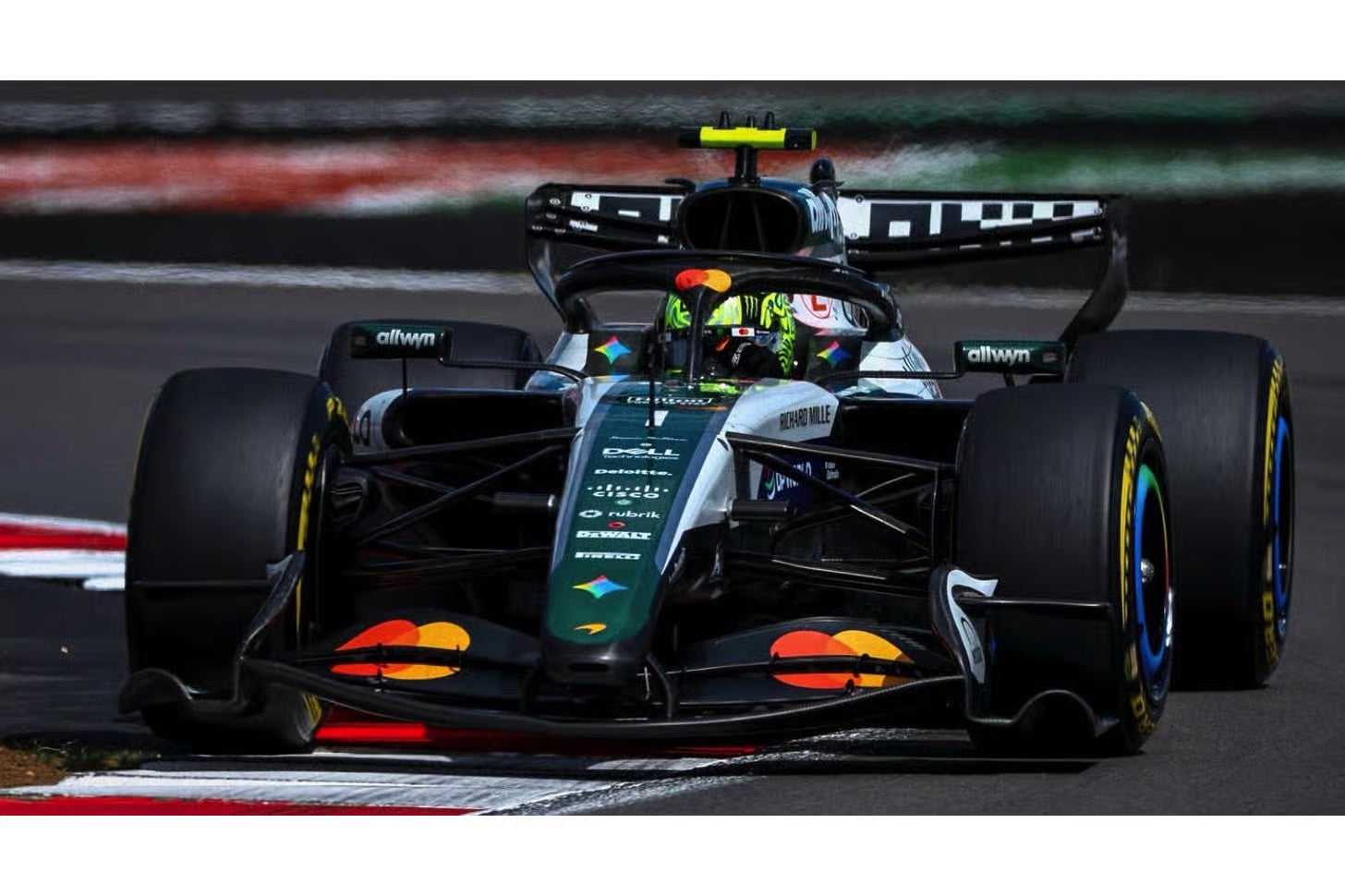 Pre-Order McLaren Mastercard F1 Team MCL40 4th British GP 2026 Lando Norris 1:43