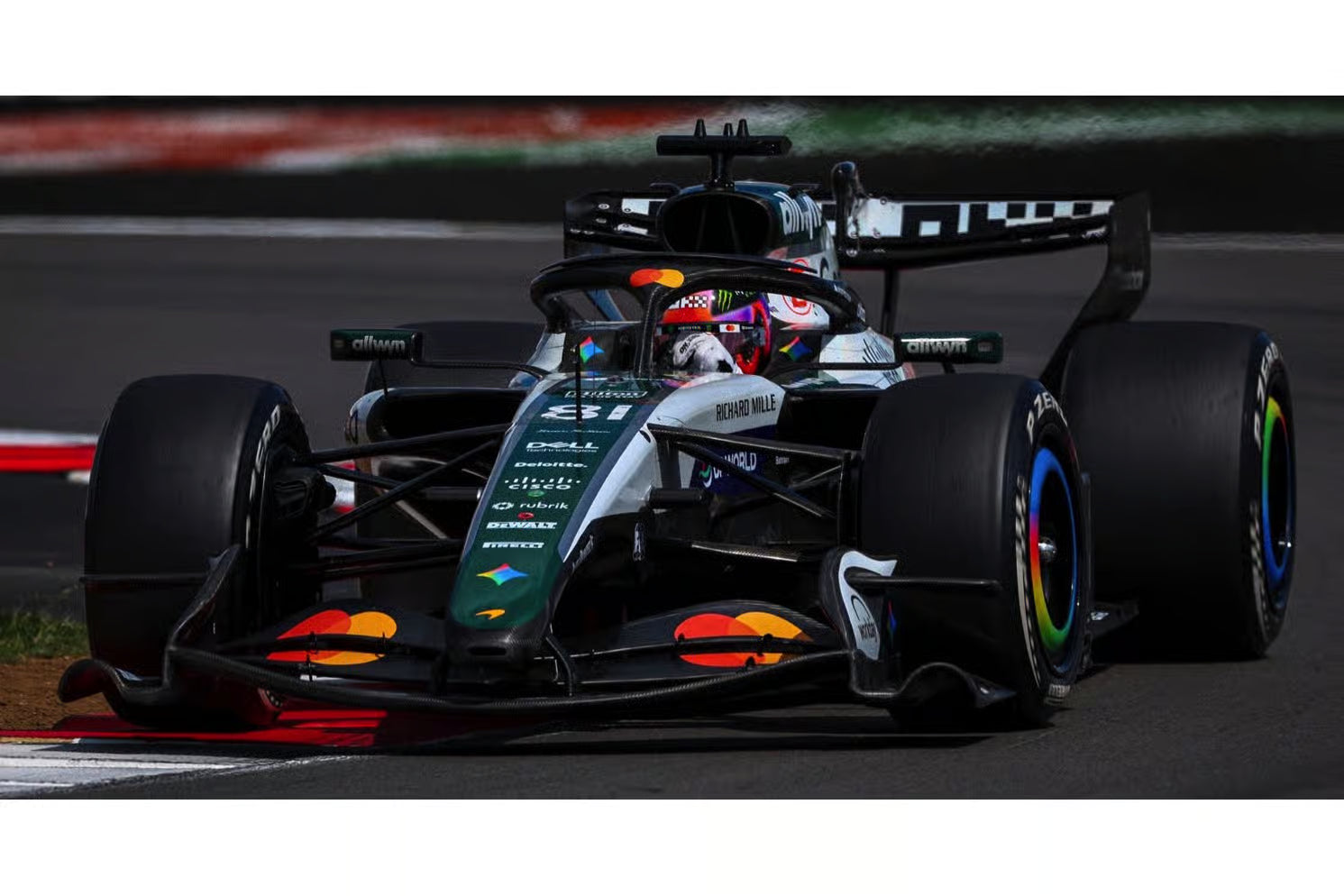Pre-Order McLaren Mastercard F1 Team MCL40 British GP 2026 Oscar Piastri 1:43
