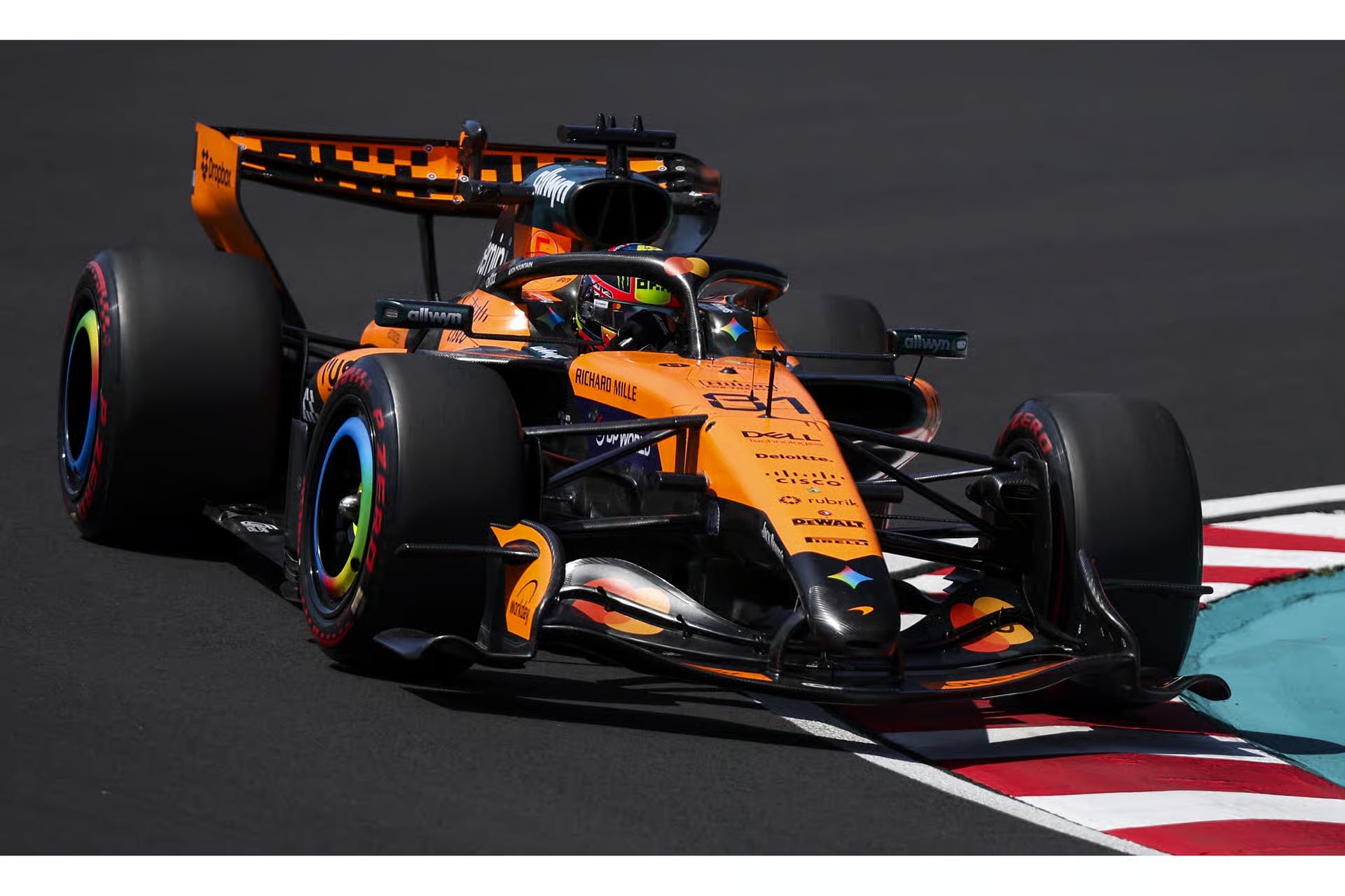 Pre-Order McLaren Mastercard F1 Team MCL40 No.81 2nd Japanese GP 2026 Oscar Piastri 1:64