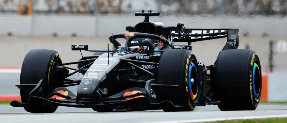 Pre-Order - McLaren Mastercard Formula 1 Team MCL40 Barcelona Pre-Season Shakedown 2026 Lando Norris 1:43