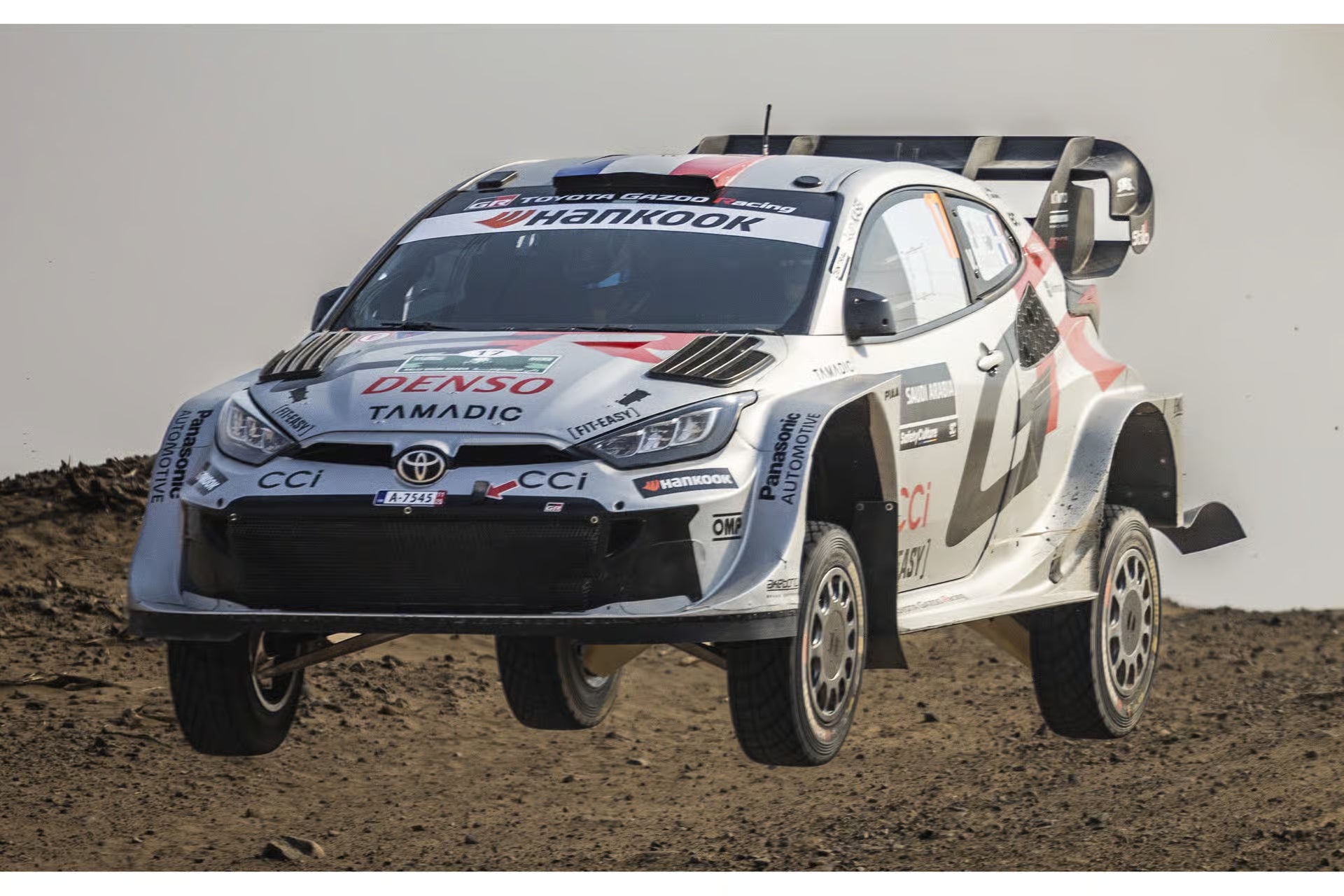 Pre-Order TOYOTA GR Yaris Rally1 No.17 Toyota Racing WRC Winner FIA World Rally Championship 2025 S. Ogier - V. Landais With two figurines and the race arch