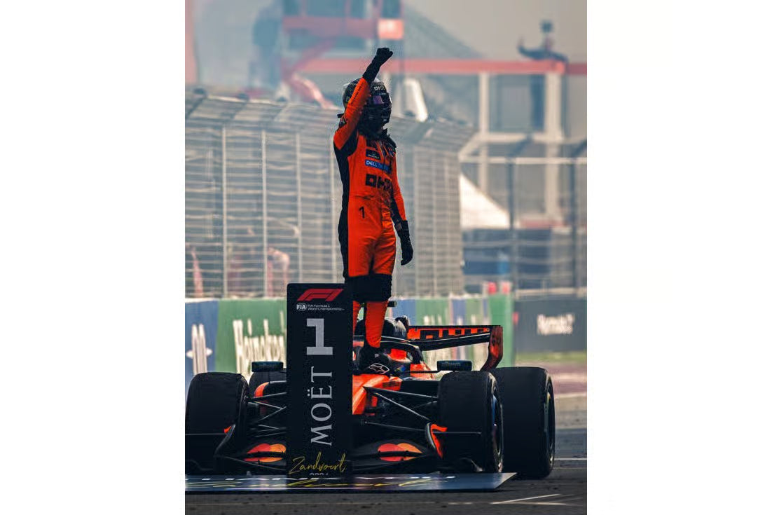 Pre-Order McLaren Mastercard F1 Team MCL40 No.1 Winner Dutch GP 2026 Lando Norris (With figurine and pit boards) 1:64