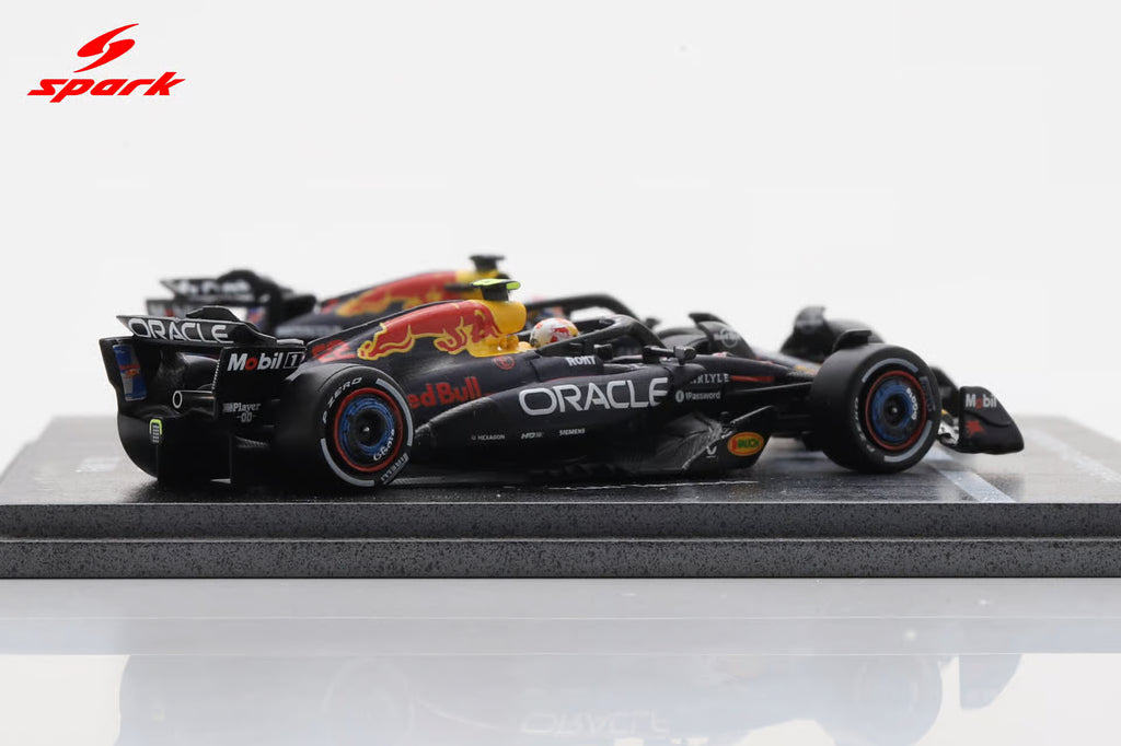 Pre-Order - Oracle Red Bull Racing RB21 No.1 & No.22 Abu Dhabi GP 2025 Max Verstappen & Yuki Tsunoda - Thank You, Yuki 1:64